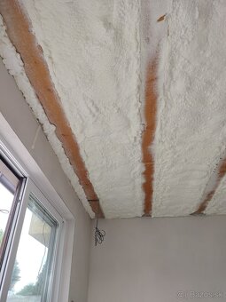 Striekaná izolácia, Zateplenie pur penou - 15