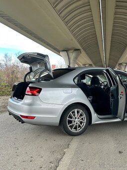 Volkswagen JETTA MK6 - STK do 05/2027, vymené rozvody - 15