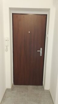 Krásna izba pre dve ženy(do 35r.) s balkónom - 15