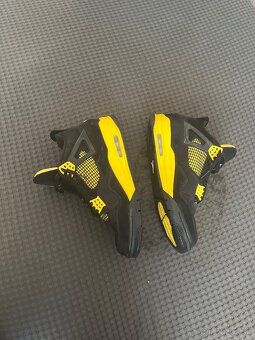 Nike Air Jordan 4 Yellow Thunder - 15