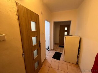 2,5-izbový byt komplet zariadený – prízemie, zateplený panel - 15