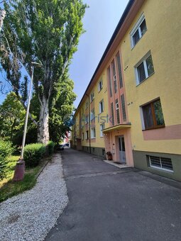 Prenájom 2-izbového bytu v centre Šale – Budovateľská ulica - 15