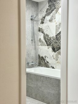 Nový 4 izbový byt v blízkosti centra, práve dokončený - 15