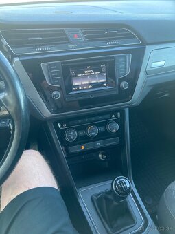 Volkswagen Touran 1.6 Tdi 85kw/115Ps 2017 SK - 15