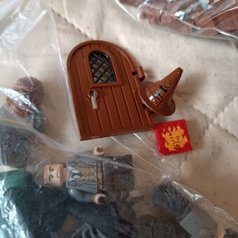 LEGO 4842 z roku 2010 Harry Potter Rokfortský hrad 4. vydani - 15