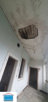 Na predaj rodinný dom v CENTRE Nových Zámkov s pozemkom 512  - 15