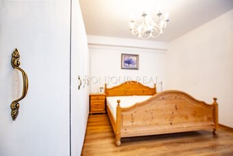 PRENÁJOM KRÁSNEHO 2 IZBOVÉHO BYTU V CENTRE TRNVY- HALENÁRSKA - 15