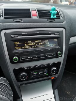 Škoda Octavia 2 1.6 tdi 77kw - 15