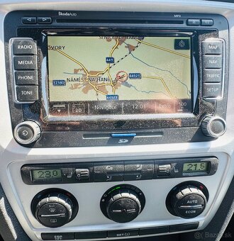 Škoda Octavia II 2,0 TDI RS 125 KW KOMBI,NAVI,XENON - 15