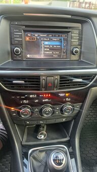 Predám Mazdu 6 Wagon (combi) 2.2 Skyactiv-D Attraction - 15