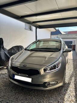 Kia Ceed kombi 1.4 benzin 6 rýchlostný - 15