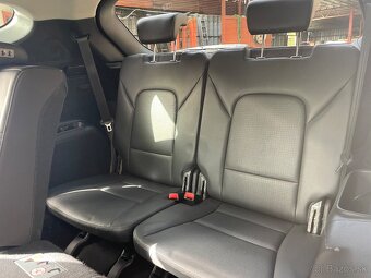 Hyundai Santa Fe 4X4 2,2 CRDI 145KW A/T 7 miestne - 15