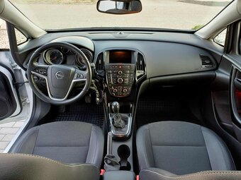 Opel Astra Sports Tourer J Cosmo, diesel - 15