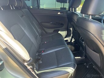 Kia Sportage 2.0 CRDI 4x4 GT-line - 15