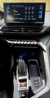 Predám  Peugeot 5008 1.5 BlueHDi 130k Allure A/T (7 miestne) - 15