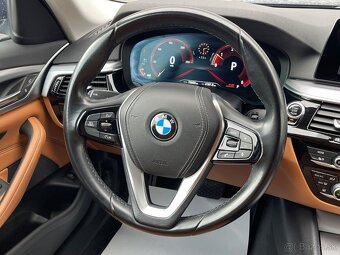 BMW Rad 5 520d xDrive A/T - 15