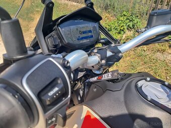 Moto Guzzi V 85 TT Travel abs - 15