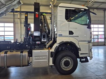 MAN TGS 6x6 RUKA + VYKLÁPAČ - 15