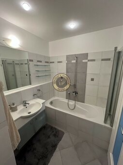 3-izbový byt na prenájom - KRAMÁRE - 15