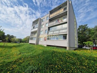 NAJLACNEJŠÍ TROJIZBOVÝ BYT NA TERASE, TREBIŠOVSKÁ UL. - 15