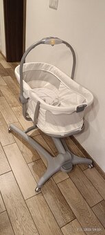Chicco postieľka na kolieskach - 15