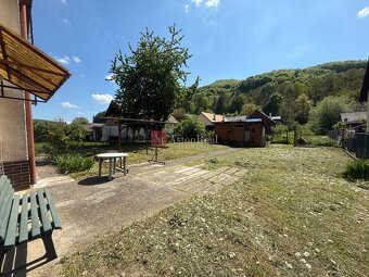 Rodinný dom s obrovským potenciálom na skok od mesta Púchov - 15