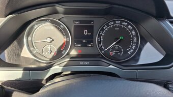 Škoda Superb 1.6 TDI Ambition DSG led-xenon - 15