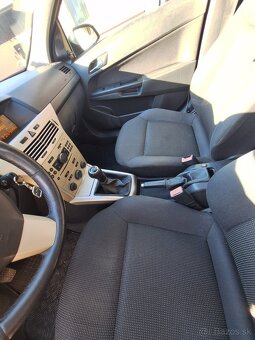 Opel Astra H - 15