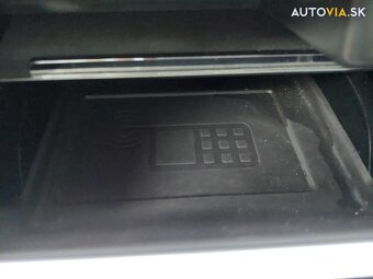 Škoda Octavia Combi 1.6 TDI 110k Style, Webasto, full servis - 15