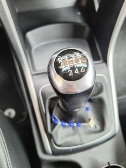 Hyundai i30 1.6crdi 94kw - 15