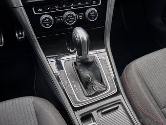 Volkswagen Golf Variant 2.0 TDI –/ Výbava SOUND / Automat - 15