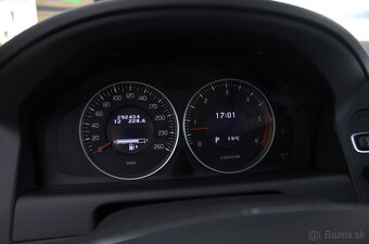 Volvo XC60 D4 AWD Ocean Race Geartronic - 15