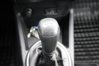 Hyundai i20 - 15