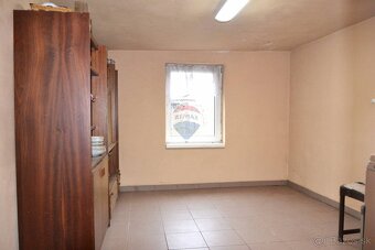 Na predaj 2 izbový dom s veľkým pozemkom v Poltári mestská č - 15