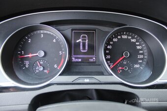 Volkswagen Passat Variant 2,0 TDi 110 kW COMFORTLINE BLUEMOT - 15