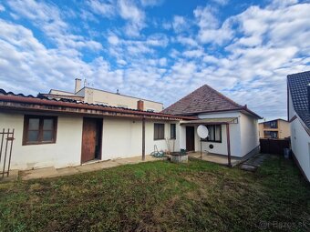 Rodinný dom v obci Bojná - 15