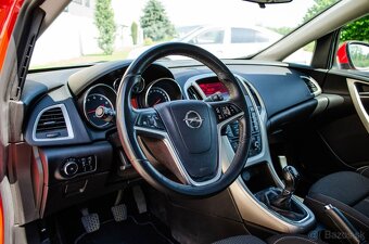 Opel Astra 1.4 ecoFLEX Cosmo - 15