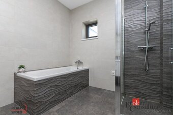 Na predaj luxusný rodinný dom v Bratislave - 15