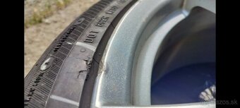 elektrony Toyota s pneumatikami - 15