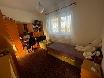 PK15- Na predaj poschodový dom v Novej Stráži - 15