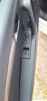 Passat b7 2.0 tdi 103kw - 15