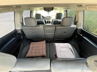 Toyota Land Cruiser 4.5 D4-D 210 kW, LUX 7-miestne SUV - 15