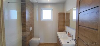 Moderná novostavba s garážou v obci Teriakovce - 15