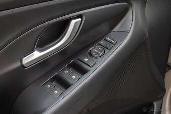 Hyundai i30 Fastback 1.4 T-GDi Style - 15