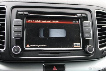 Volkswagen Sharan 2.0 TDI 4motion - 15