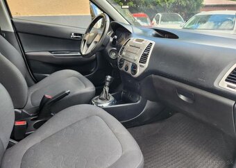 Hyundai i20 1.2-KLIMA-1.MAJITEL - 15