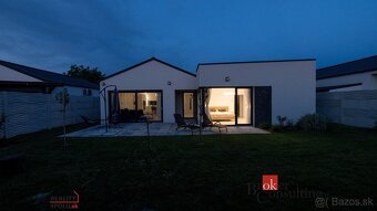 Na predaj dizajnový 4 izbový rodinný dom v Novej Dedinke. - 15