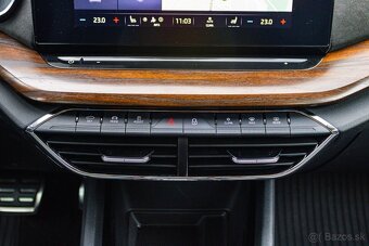Škoda Octavia 2.0 TDI Scout 4x4 /Nezávislé/Masáž/LED Matrix - 15