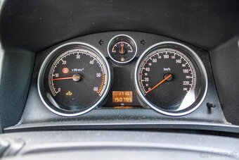 Opel Zafira 1.9 DT Elegance - 15