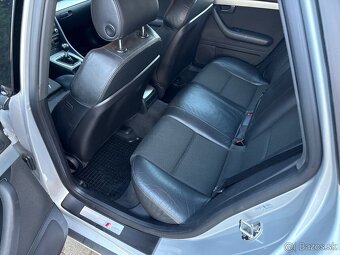 Audi a4 b7 2.0 TDI 103kw MT/6 3x Sline - 15